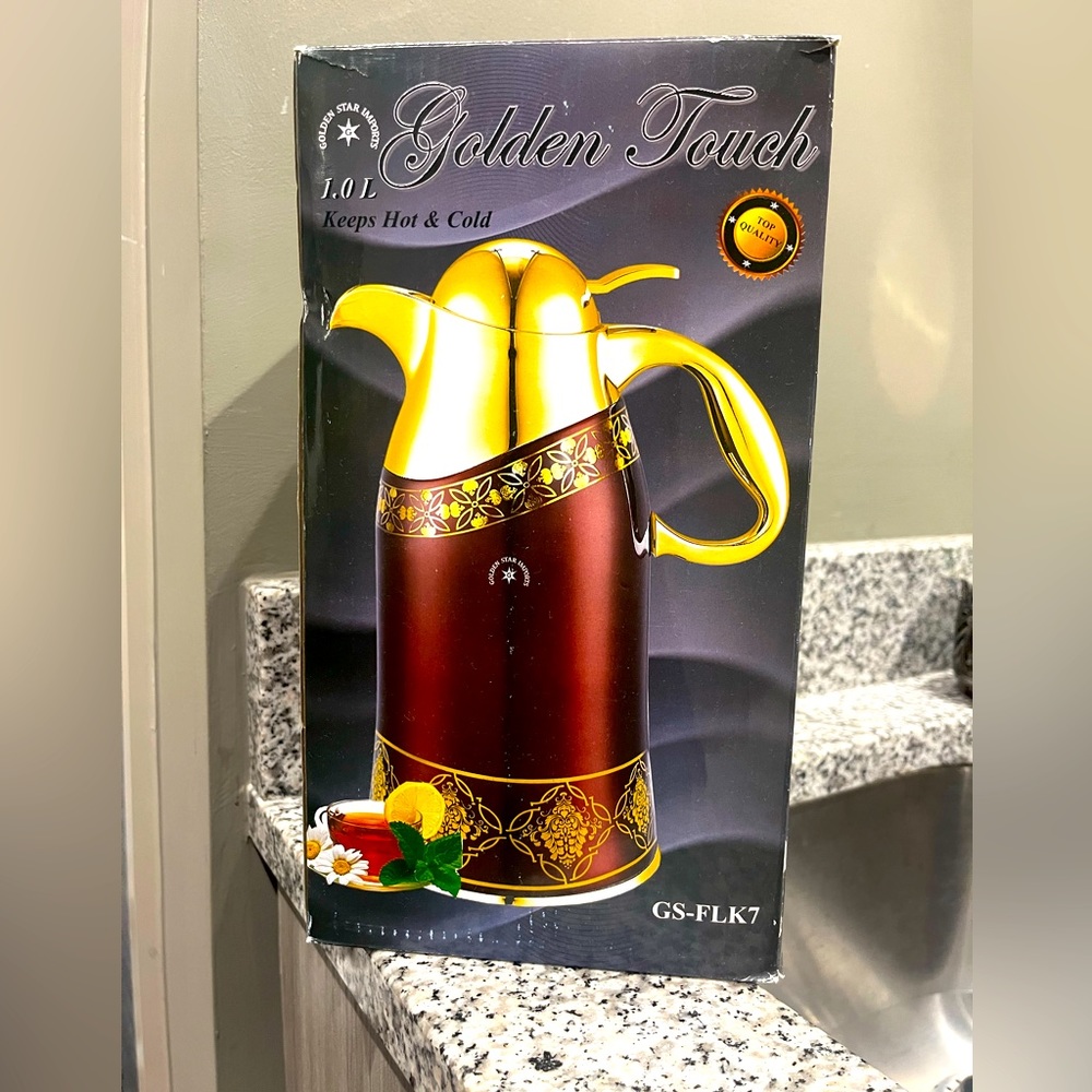 BRAND NEW red & gold tea//coffee carafe!